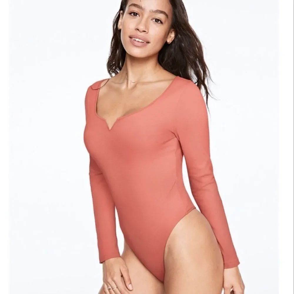VICTORIA’S SECRET PINK | Long Sleeve Bodysuit Peach Orange L